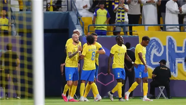 قلب دفاع النصر يتوعد المنافسين ويحسم الانتقال للنادي الملكي